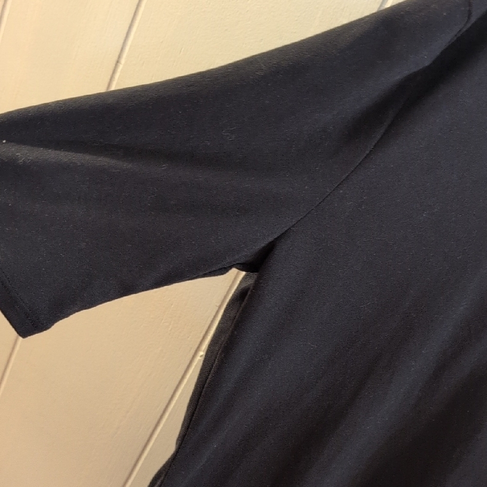 No Boundaries Black Crisscross Top - Picture 5 of 11